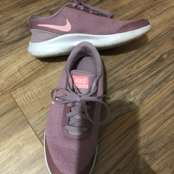 Nike sneakers - Picture 4 of 4